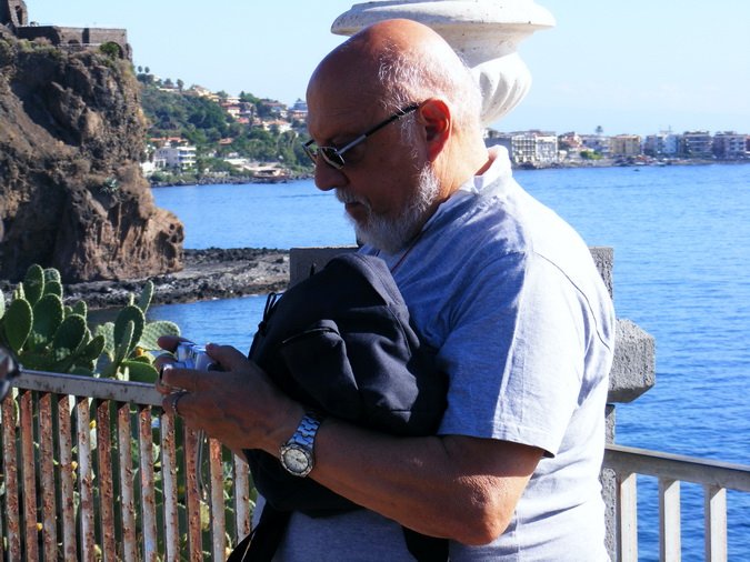 (37)  Aci Castello